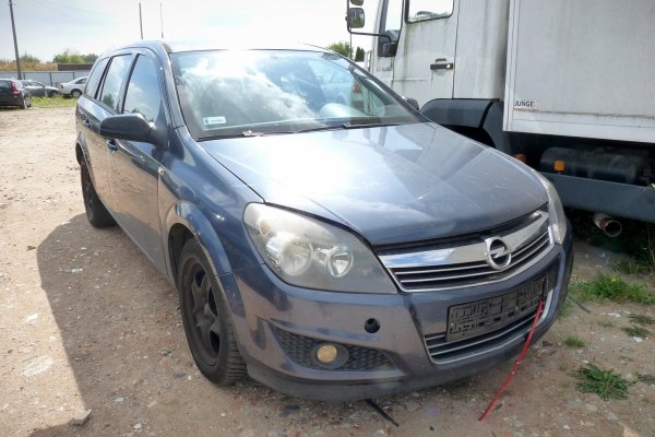 Zamek klapy bagażnika Opel Astra H 2010 Kombi 