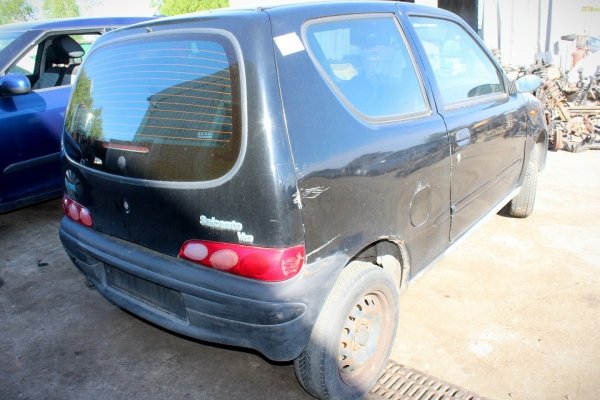 Fiat Seicento 2000 1.1i Hatchback 3-drzwi [B/C]