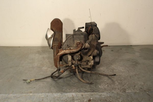 Silnik skuter motorower Peugeot Fight 2005 49.1