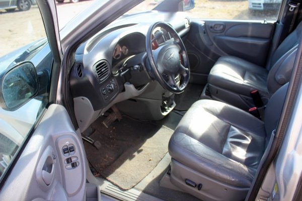 Chrysler Grand Voyager 2006 2.8CRDI Van 