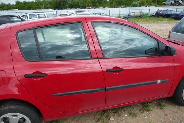 Fotel przód lewy kierowcy Renault Clio III 2008 Hatchback 5-drzwi 