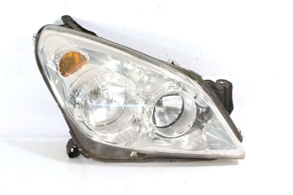 _Reflektor przód prawy Opel Astra H 2003-2009