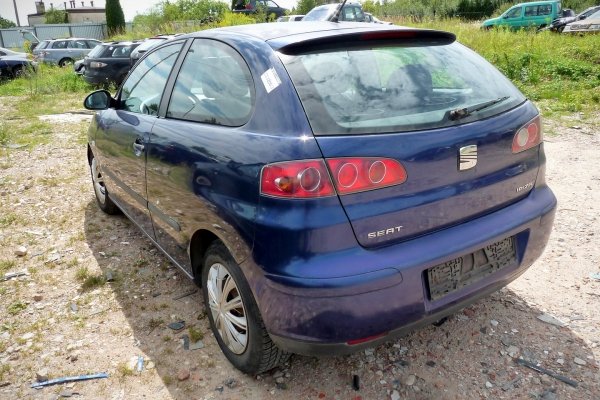 Zderzak przód Seat Ibiza III 6L 2003 (2002-2006) Hatchback 3-drzwi (Kod lakieru: LS5S)