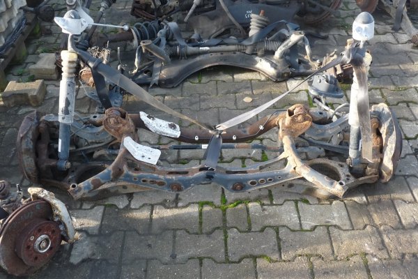 Wózek zawieszenia tył Skoda Octavia II 1Z 2008 2.0TDI BKD Kombi