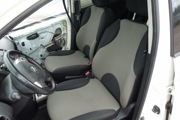 _Atrapa grill Nissan Note E11 LIFT 2011 (2009-2012) Hatchback 5-drzwi 