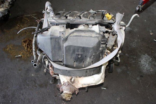 Silnik Renault Laguna II 2003 1.8i 16V F4P774