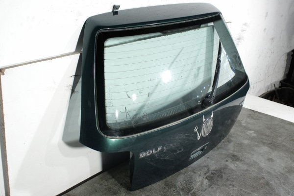 Klapa bagażnika tył VW Golf IV 1J 2000 (kod lakieru: LC6M)