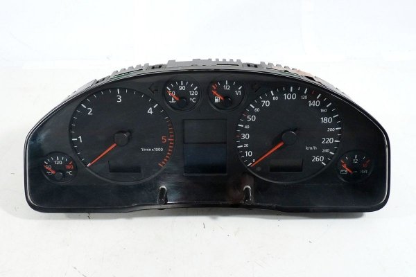 Licznik zegary Audi A6 C5 1998 2.5TDI