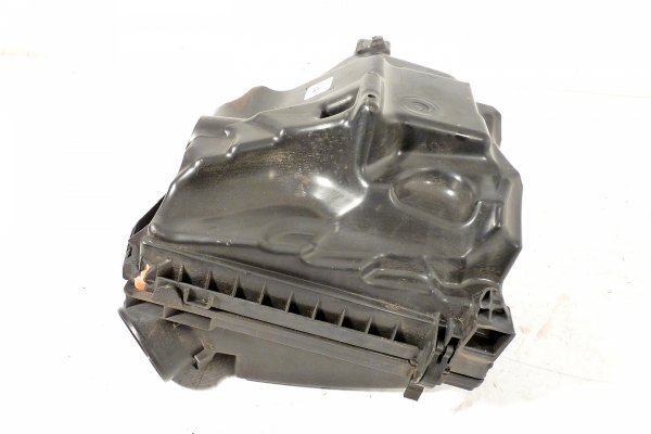 Obudowa filtra powietrza Ford Escape IV 2020 1.5 Ecoboost Suv 5-drzwi 