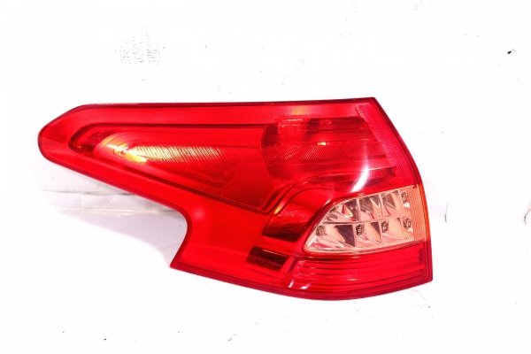 Lampa tył lewa Citroen C5 II 2009 Kombi 