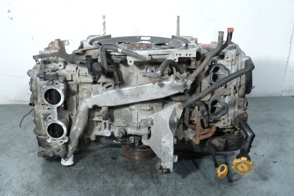 Głowica lewa Subaru Outback BP 2005 2.5i EJ25