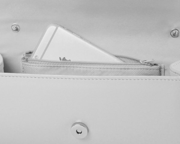 Torebka wizytowa kopertówka Solome M10 biały lakier detal
