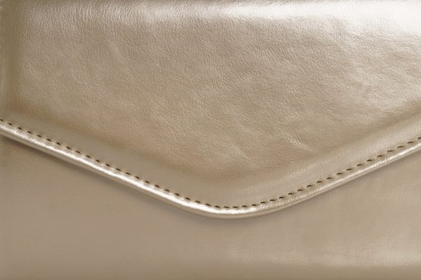 Kopertówka torebka wizytowa na pasku Solome S4 beżowa perła detal