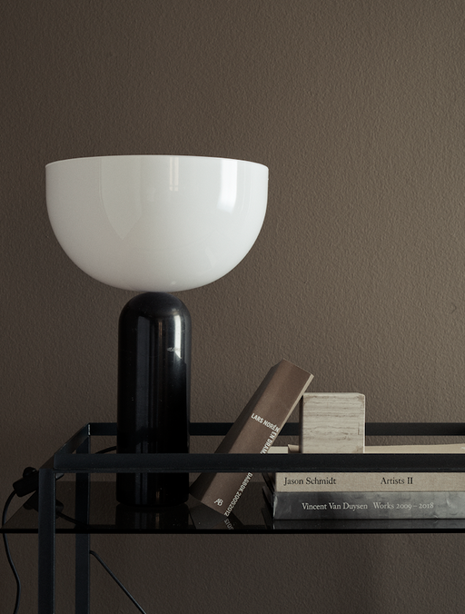 Lampka stołowa nocna półokrągła czarny marmur nowoczesna designerska dekoracyjna na komodę 45cm Kizu 20411 New Works