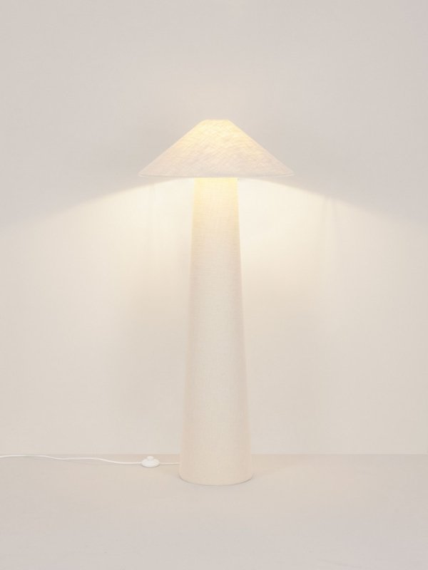Lampa podłogowa stojąca lniana abażurowa biała rystykalna boho industrialna Luces Exclusivas