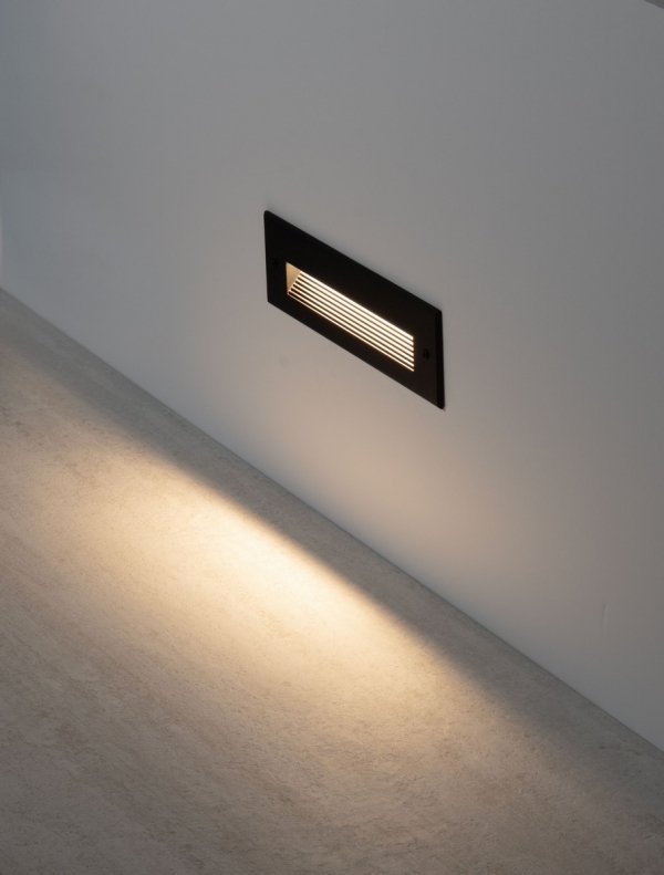 Oprawa wpuszczana kinkiet LED czarna prostokątna minimalistyczna nowoczesna IP65 CENDILO LE75318 Luces Exclusivas
