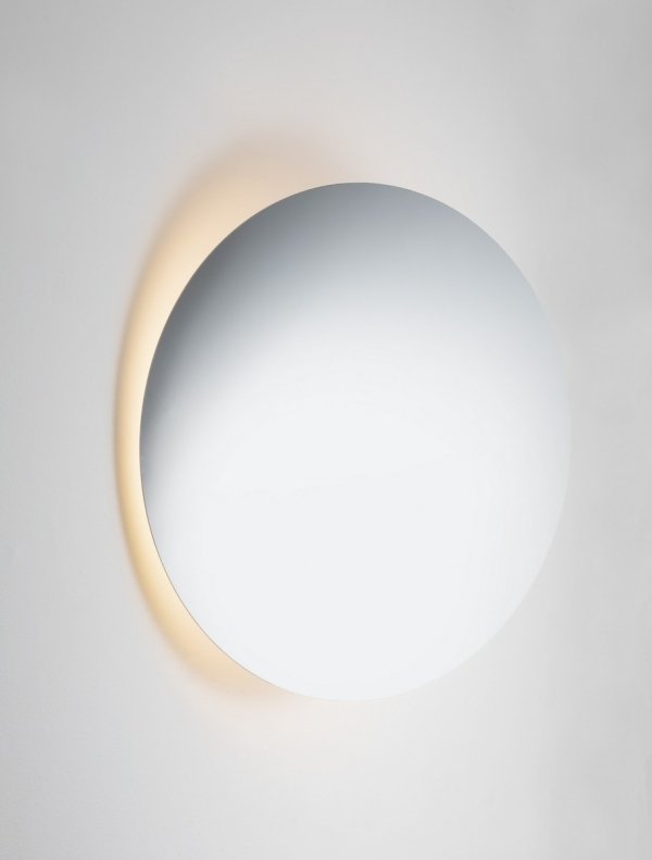 Elegancki biały kinkiet LED w stylu minimalistycznym okrągły podświetlający ścianę regulowany możliwość ściemniania SARVINO LE45557 Luces Exclusivas