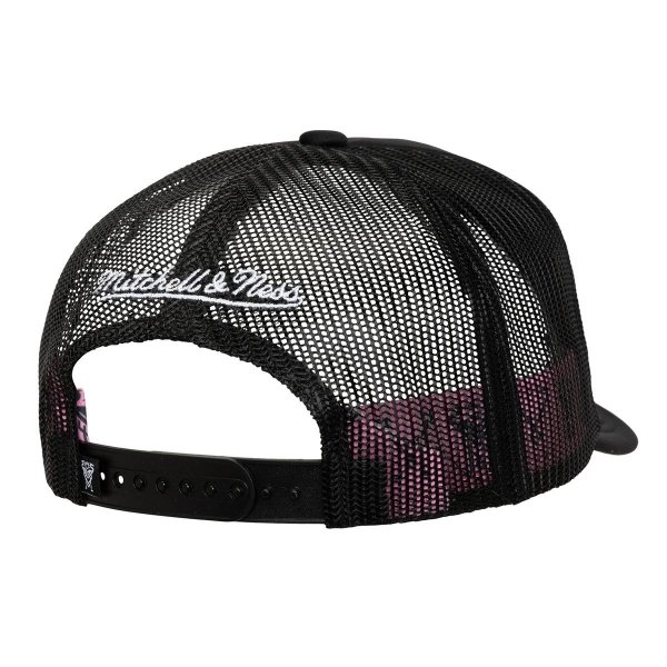 Mitchell &amp; Ness czapka z daszkiem Inter Miami CF Trucker HT10070-IMCBLCK