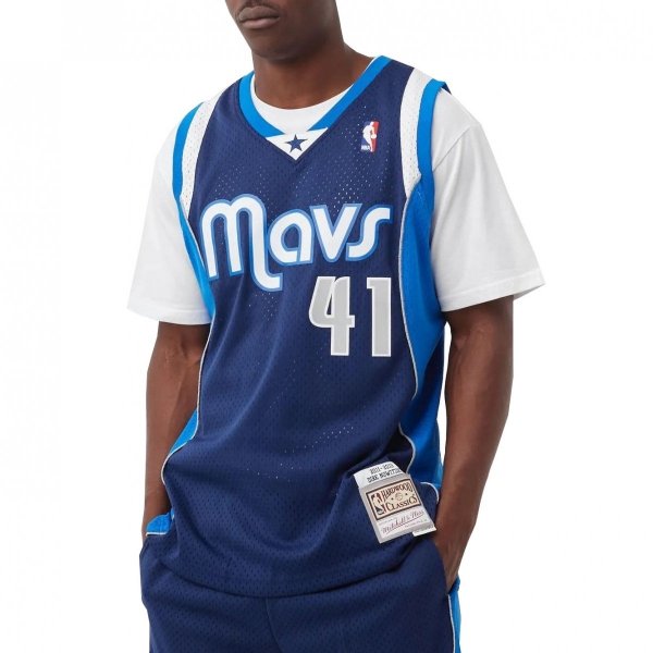 Mitchell &amp; Ness koszulka męska NBA Swingman Dallas Mavericks Dirk Nowitzki SMJY1148-DMA11DNOASBL