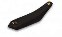 BLACKBIRD POKROWIEC / POSZYCIE NA SIEDZENIE SHERCO SE/SEF 17-23 (SE/SFE ALL MODELS 17-23) PYRAMID (PMD) KOLOR CZARNY 