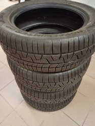 4 szt. Opon ROYAL BLACK 215/55R17 RoyalWinter UHP 98V XL TL #E 3PMSF 2RK2378H1 bez gwarancji i rękoj