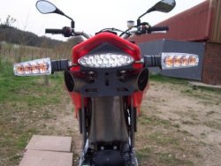 MOCOWANIE TABLICY REJESTRACYJNEJ RG RACING APRILIA SXV 450/550