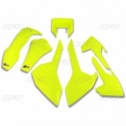 UFO KOMPLET PLASTIKÓW HUSQVARNA TX/TE/FE 17-19 Z OSŁONĄ LAMPY KOLOR ZÓŁTY FLUO (HU621DFLU)
