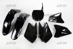 UFO KOMPLET PLASTIKÓW SUZUKI RM 125 / 250 01-22 KOLOR CZARNY (SU402E001)