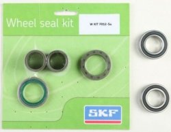 SKF PROMOCJA ZESTAW - ŁOŻYSKA PRZEDNIEGO KOŁA Z USZCZELNIACZAMI I TULEJKAMI SUZUKI RMZ 250 07-19, RMZ 450 05-19, KAWASAKI KXF 45