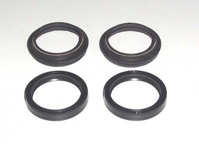 TOURMAX USZCZELNIACZE PRZEDNIEGO ZAWIESZENIA OLEJOWE I PYŁOWE (KOMPLET) NOK (49X60X11) SUZUKI DRZ400/ RM125/RM250, KAWASAKI VN20