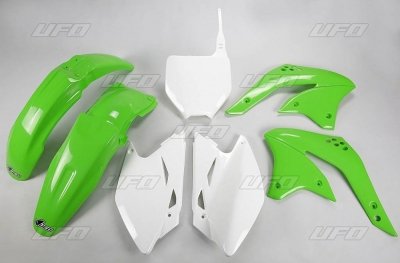 UFO KOMPLET PLASTIKÓW KAWASAKI KXF 450 '08 KOLOR OEM (ZIELONY/BIAŁY)