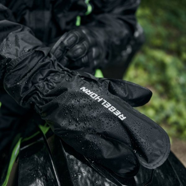 OSŁONA PRZECIWDESZCZOWA NA RĘKAWICE REBELHORN BOLT BLACK XL