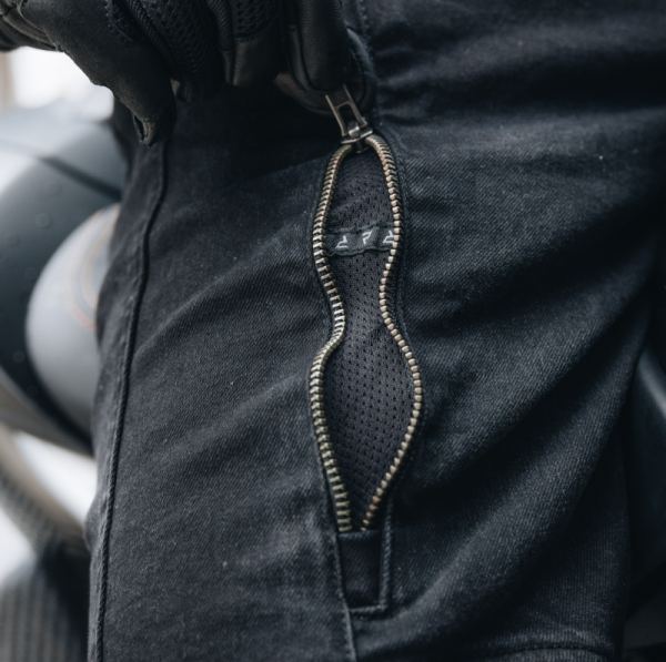 JEANSY MOTOCYKLOWE REBELHORN HAWK 3 REGULAR FIT WASHED BLACK 30/34