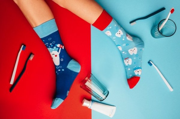 Clean Teeth - Socks Good Mood