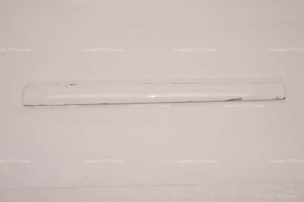 Maserati Levante M161 3.0 V6 petrol Front right side sill rocker member panel