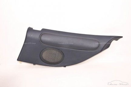 Maserati 3200 GT Panel tapicerki drzwi prawy tył górny 