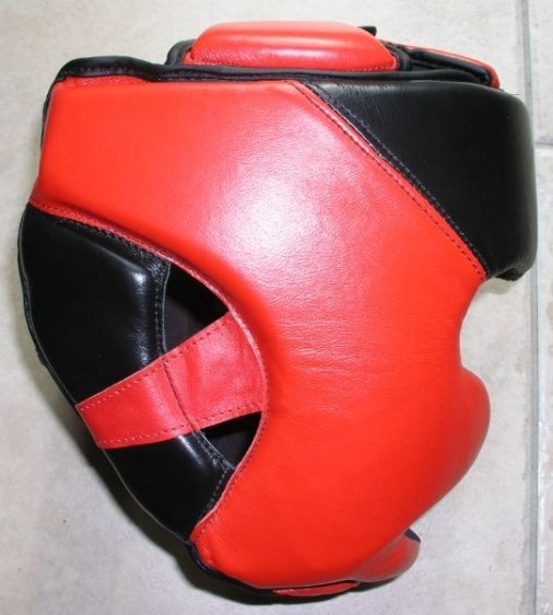 Kask bokserski sparingowy MASTERS - KSS-B