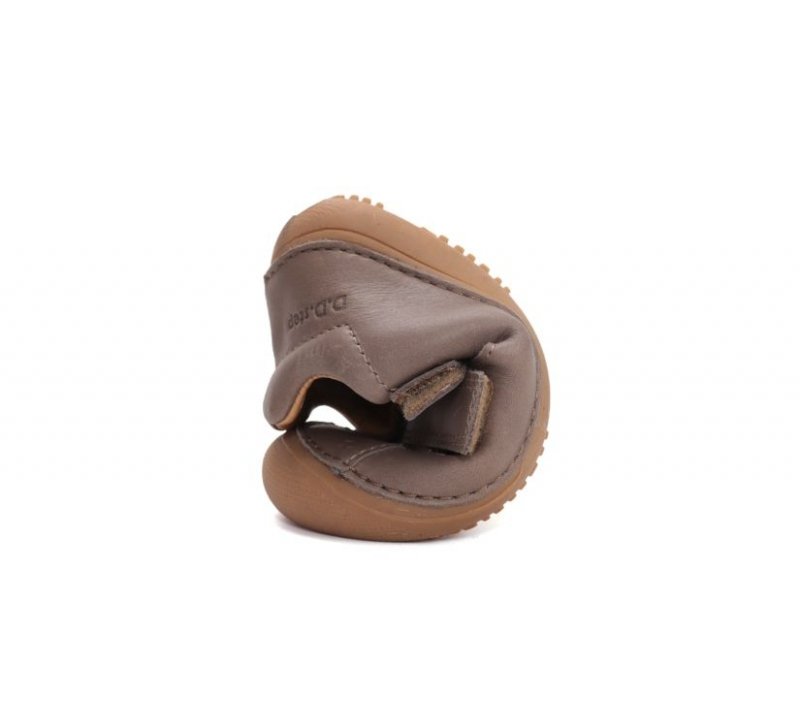 BAREFOOT D.D.STEP H063-61804AM CHOCOLATE półsandał dla chłopca na rzepy