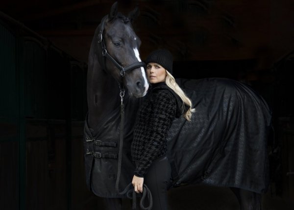 Derka padokowa 150g ALPHA 1680D Essence 2022 - Eskadron - black/houndstooth