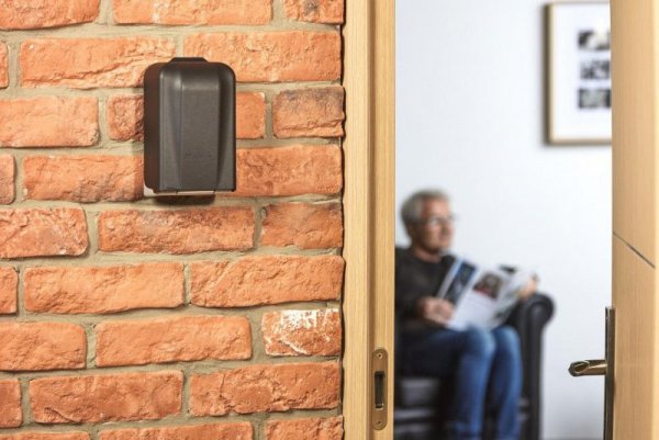 Skrytka na klucze XL z szyfrem Master Lock 5426EURD