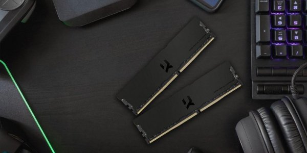 Pamięć DDR4 GOODRAM 3600 IRDM 16GB (2x8GB) CL18