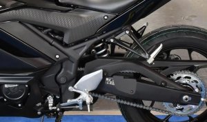 Zestaw osłon przeciwbłotnych RG Racing Eazi-Grip Scuff Guard Kit Yamaha Yzf-R25 14- Yzf-R3 15-