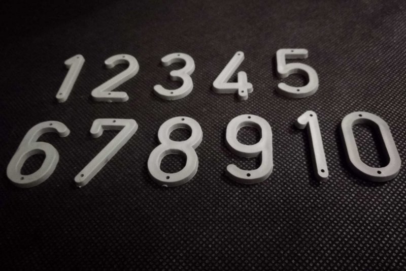 Numbers for marking beehives