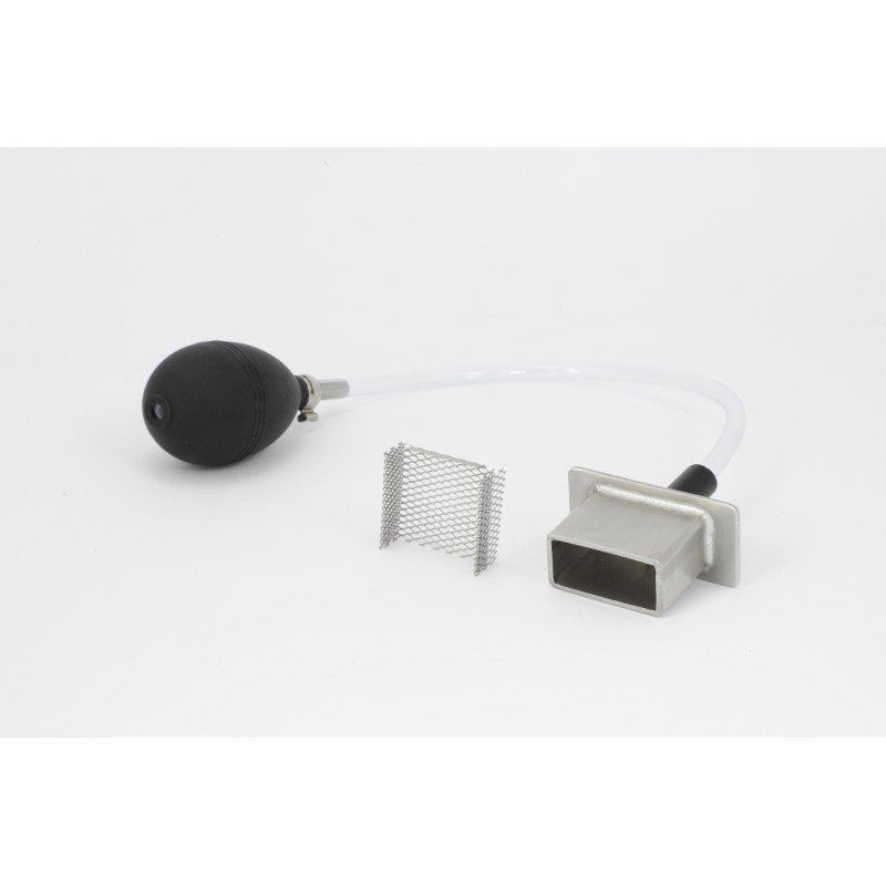 Manual steam extractor