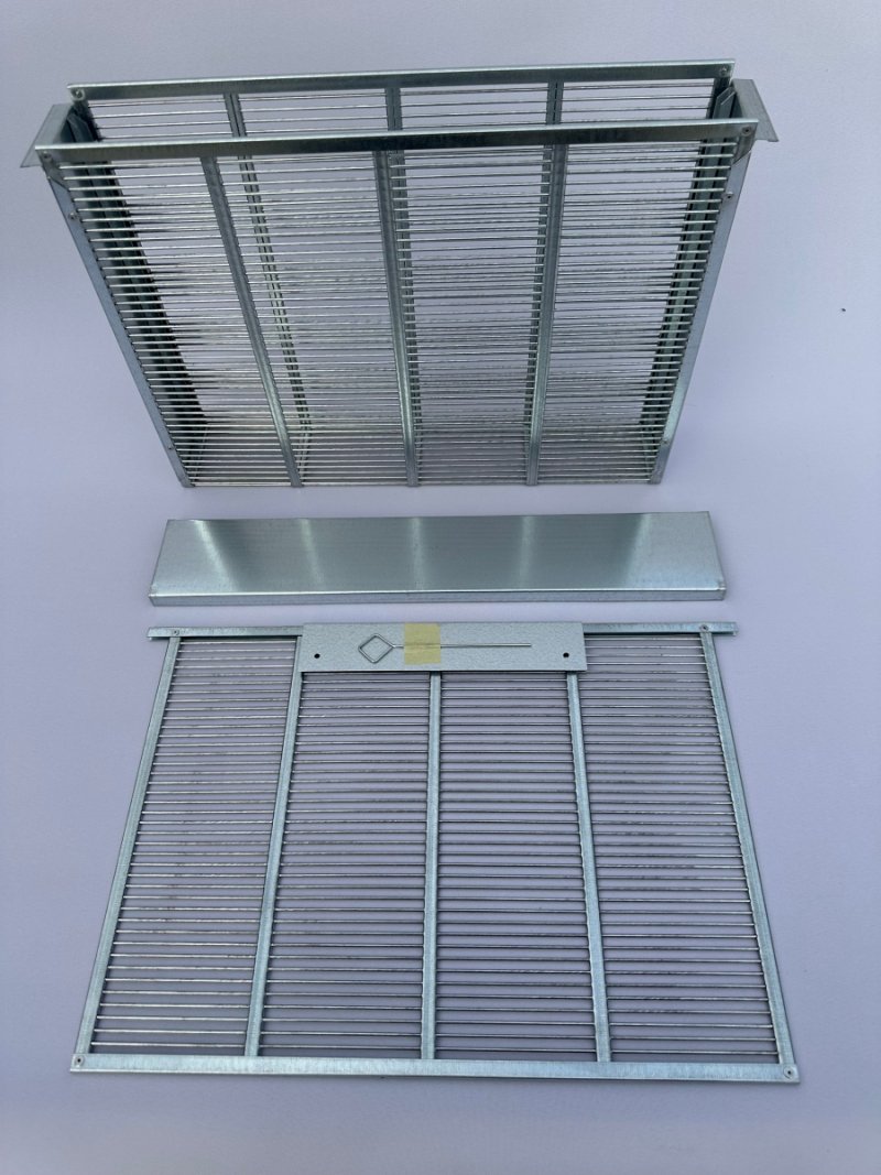 Izolator hybrydowy z wsuwaną kratą pionową, wielkopolski, 1-ramkowy