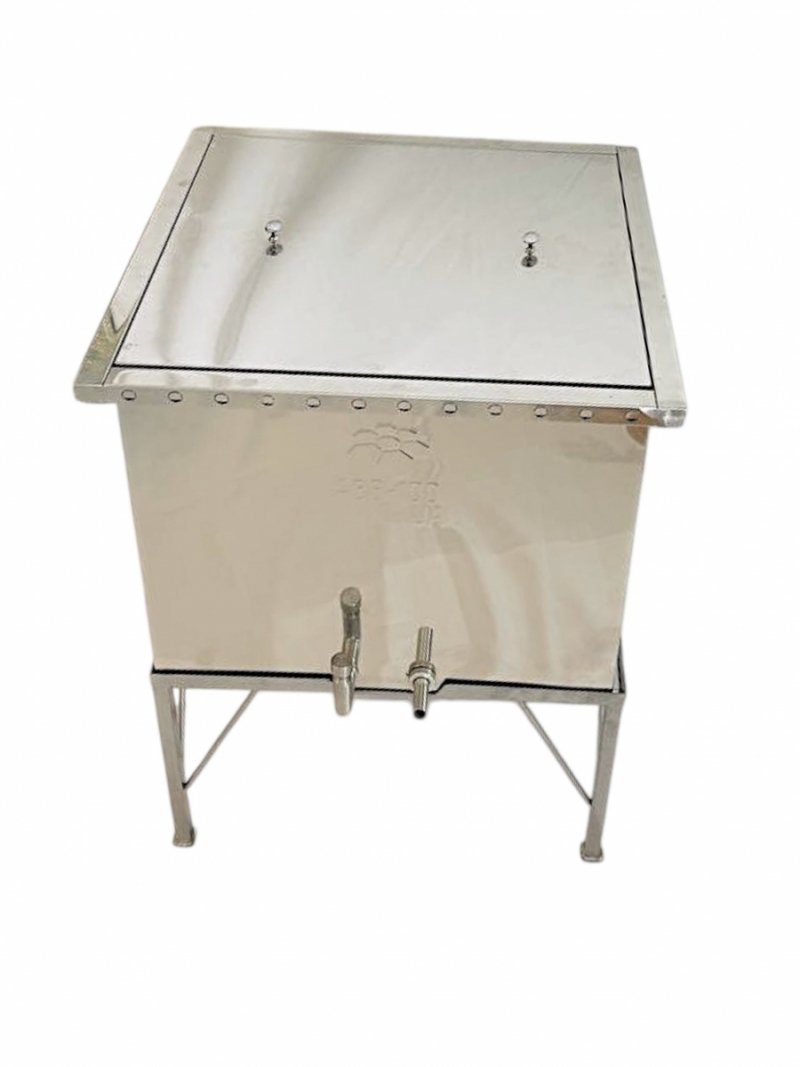 Topiarka parowa do wosku (13/19 ramek Dadant/Langstroth/Wielkopolska)