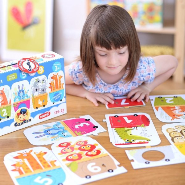 CzuCzu Pociąg do liczenia Puzzle z dziurką 3+
