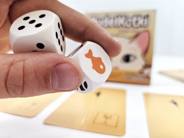 PudełKotki kieszonkowa Gra rodzinna