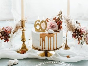 Świeczka urodzinowa do tortu liczba 60