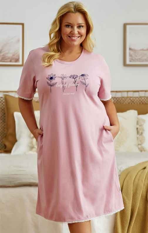 Różowa koszula nocna z kieszeniami Doctor Nap 5366 Big